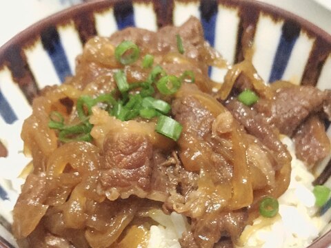 フライパンで簡単！すき焼き丼